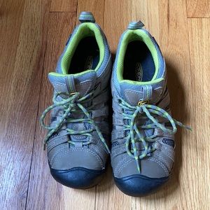 Keen 1010141 voyageur women’s summer hiker US 9.5